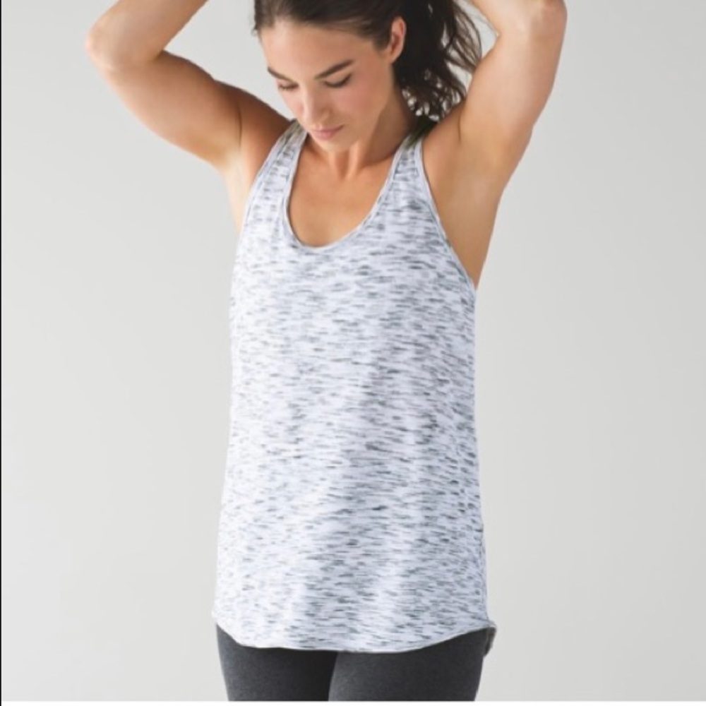 Lululemon Essential Tank 6